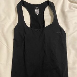 Women’s XL maternity cooling tank top.